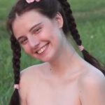 Stickam porn - Masturbating her wet pussy in bed