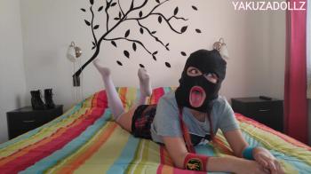 Stickam gf redhead trying the new vibrator