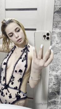 Stickam nude girl taking every inch I give her