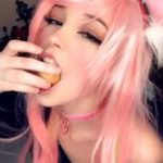 Omegle porn student shows her pussy in a strip dance