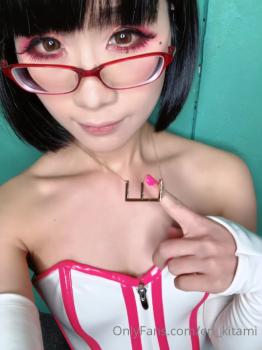 Stickam Cheerleader Moans and Pussy Play