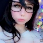 Three nice girls hanging out on Stickam