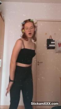 Schoolgirl Stickam cam show