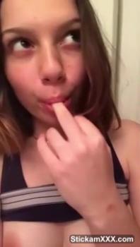 Elouisa strips Stickam naked