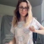 Omegle Vilma finishes her dishes