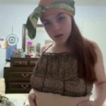 Kiwi Wakes Up and Omegle Masturbates