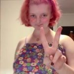 Teen is tired of sawing a tree and decided to undress - Stickam teen