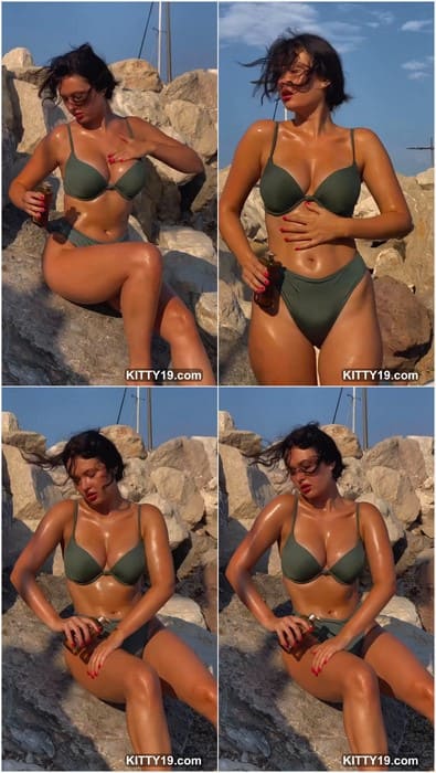 Sexy Ana Whiterose sex hunter. Really good and hot milf babe Ana waiting young and bigger cock in her pussy.