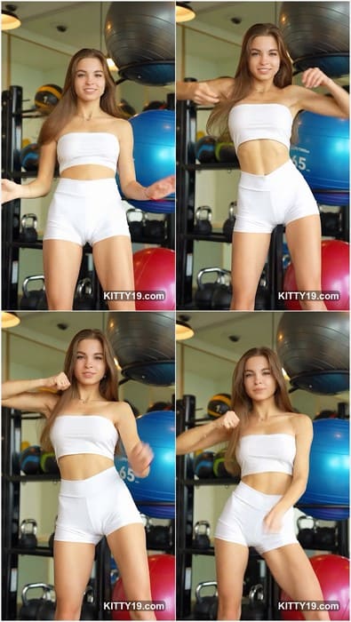 Lerabuns leaked video with incredible babe and her young juicy body. Sexy cameltoe pussy without panties!