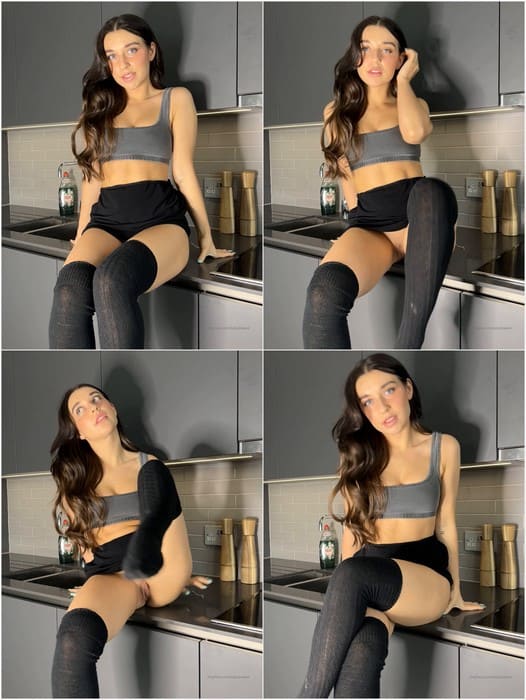 Daisy Drew leaked video with her pretty face and slut pussy. Sexy brunette girl need cock ridding now! WOW!