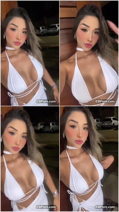 Evellyndayyane onlyfans latina girl with amazing boobs. Evelyn takeoff her bra and need tittyfucking with her fans. Adorable girl.
