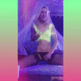 Omegle Naked Teens - I squirted all over his cock