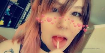 Omegle virgin girl gently caresses her body