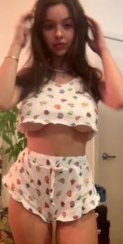 Omegle nude loves to interrupt me while I'm gaming