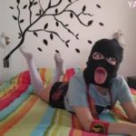 Stickam gf redhead trying the new vibrator