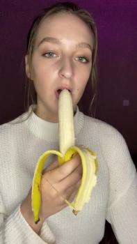 HALLOWEEN WITCH TAKES YOUR CUM - Stickam teen sex