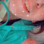 Shy virgin Mireille won't show her hymen on Omegle leaked porn