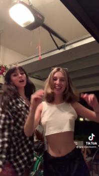 Up-close squirting Omegle girl orgasm