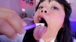 Thot making and XXX Stickam porn video with the same suit