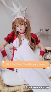 Omegle tongue toy used in every hole