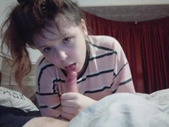 Sex with a sleepy Stickam teenager