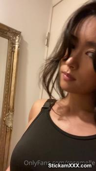 Stickam Teenager in Pokemon pajamas