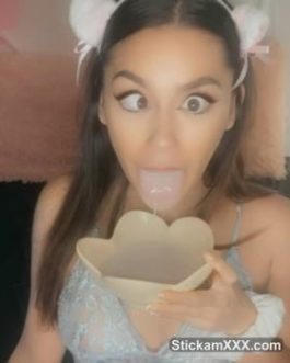 Russian Maria Stickam Solo Squirt