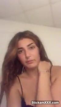 Vivi la Omegle productora