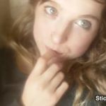 Stickam Mia touches her pussy