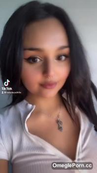 Exotic Tattooed Petite Asian Babe Kalani Luana Fucks A Big Dildo Live - Omegle girls