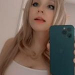 Tiny Miley Dancing Nude and Fingering Pussy - Omegle girls