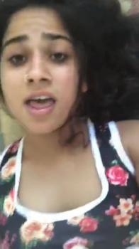 WITH THONG AND FINGERS IN THE PUSSY - Stickam teen