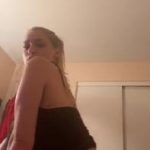 Gostosa rabuda mostrando o pezinho muito safadinha - Stickam sex