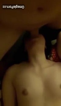 I LOVE TO MASTURBATE while my husband IS NOT at home - Stickam girls