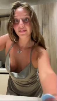 WATCH ME SQUIRT MY ORGASM OUT - Stickam porn