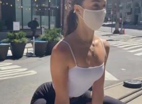 Brunette loves the idea of having sex - Stickam nude