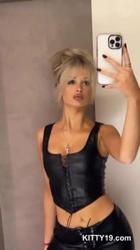 Carolina Marie model