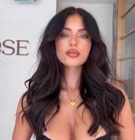 Crystal Bellotti boobs