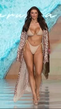 Rachel Pizzolato sexy