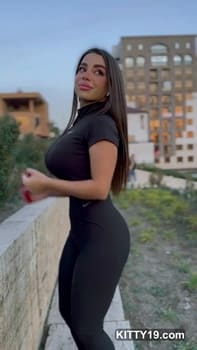 Meri Babayan booty