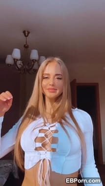 Vika Pervova instagram