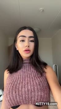 Sajjal Hussain topless