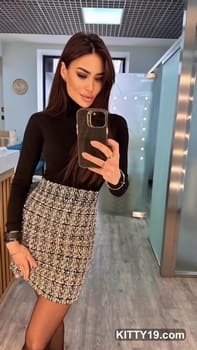 Anyuta Pujalina legs