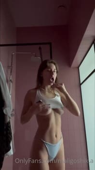 Anna Malygon blowjob