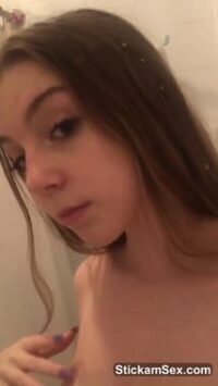 Hot stickam girl